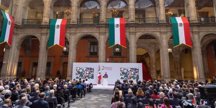 Pemex reporta deuda de 77.5 mil millones de dólares y el Gobierno vincula el ajuste con su estrategia energética