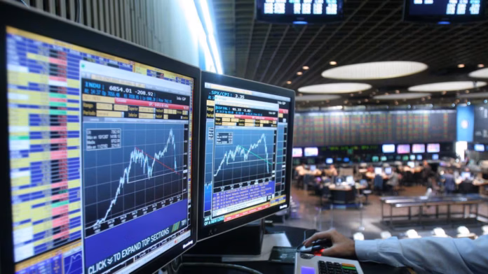 El mercado argentino baja la guardia: dólar estable, riesgo país bajo 500 y tasas cortas en descenso